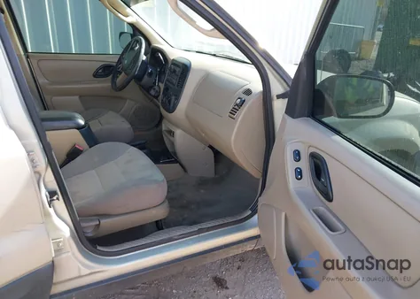 2003 Ford Escape Xls from USA, damaged, VIN 1FMYU02163KD38603